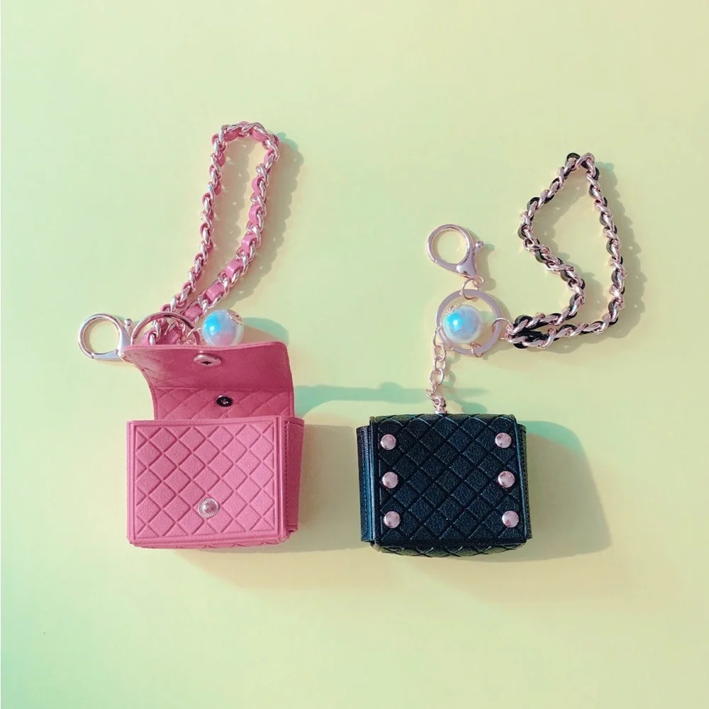 🟠 VIRAL Chanel-style Keychain/Car-key holder/Bag Charm - Picture 3 of 3